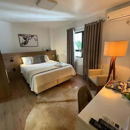 לז'אדו Zallon Hotel Executivo מראה חיצוני תמונה