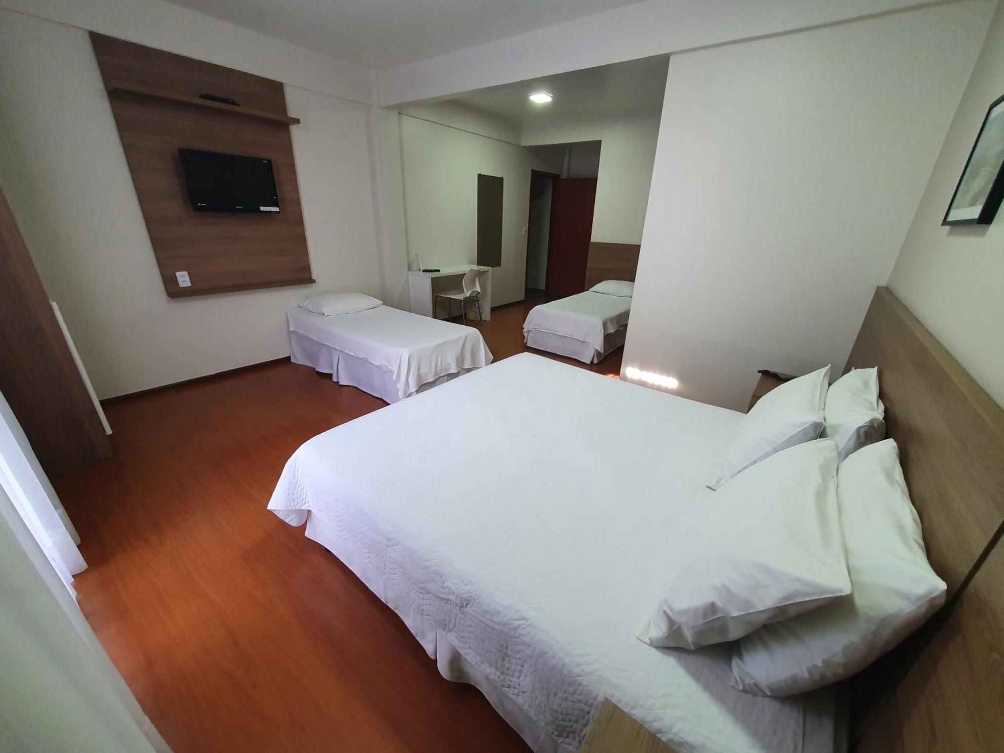 לז'אדו Zallon Hotel Executivo מראה חיצוני תמונה