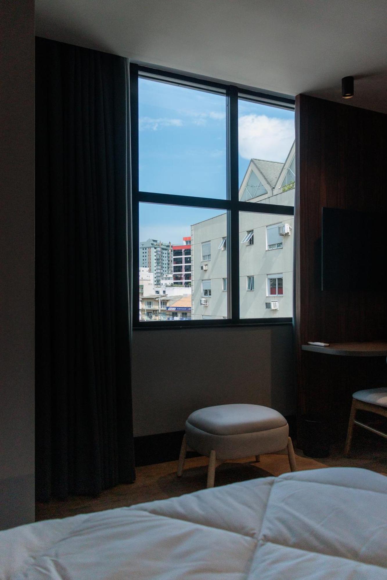 לז'אדו Zallon Hotel Executivo מראה חיצוני תמונה