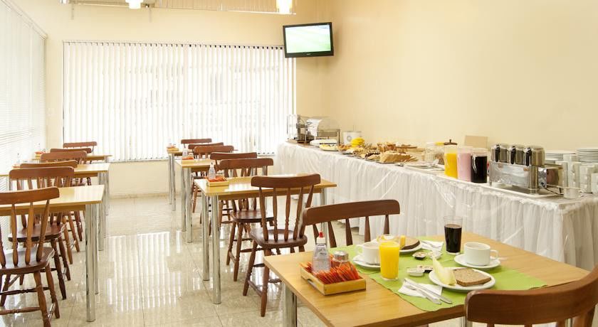 לז'אדו Zallon Hotel Executivo מראה חיצוני תמונה