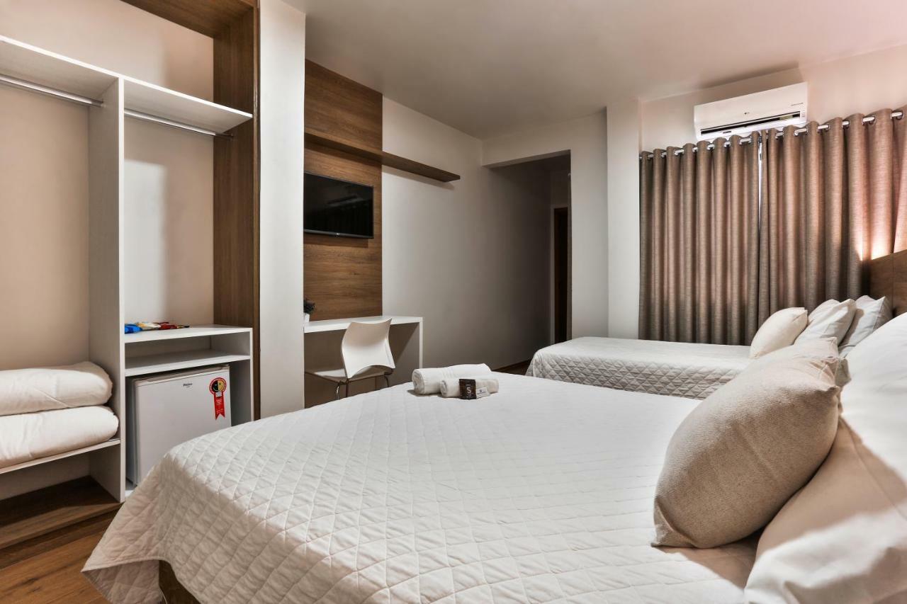 לז'אדו Zallon Hotel Executivo מראה חיצוני תמונה