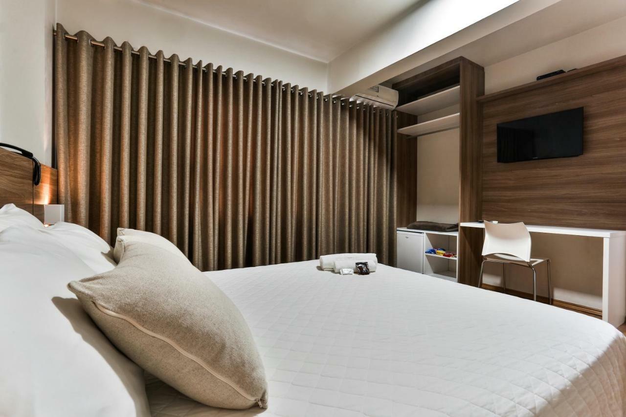 לז'אדו Zallon Hotel Executivo מראה חיצוני תמונה