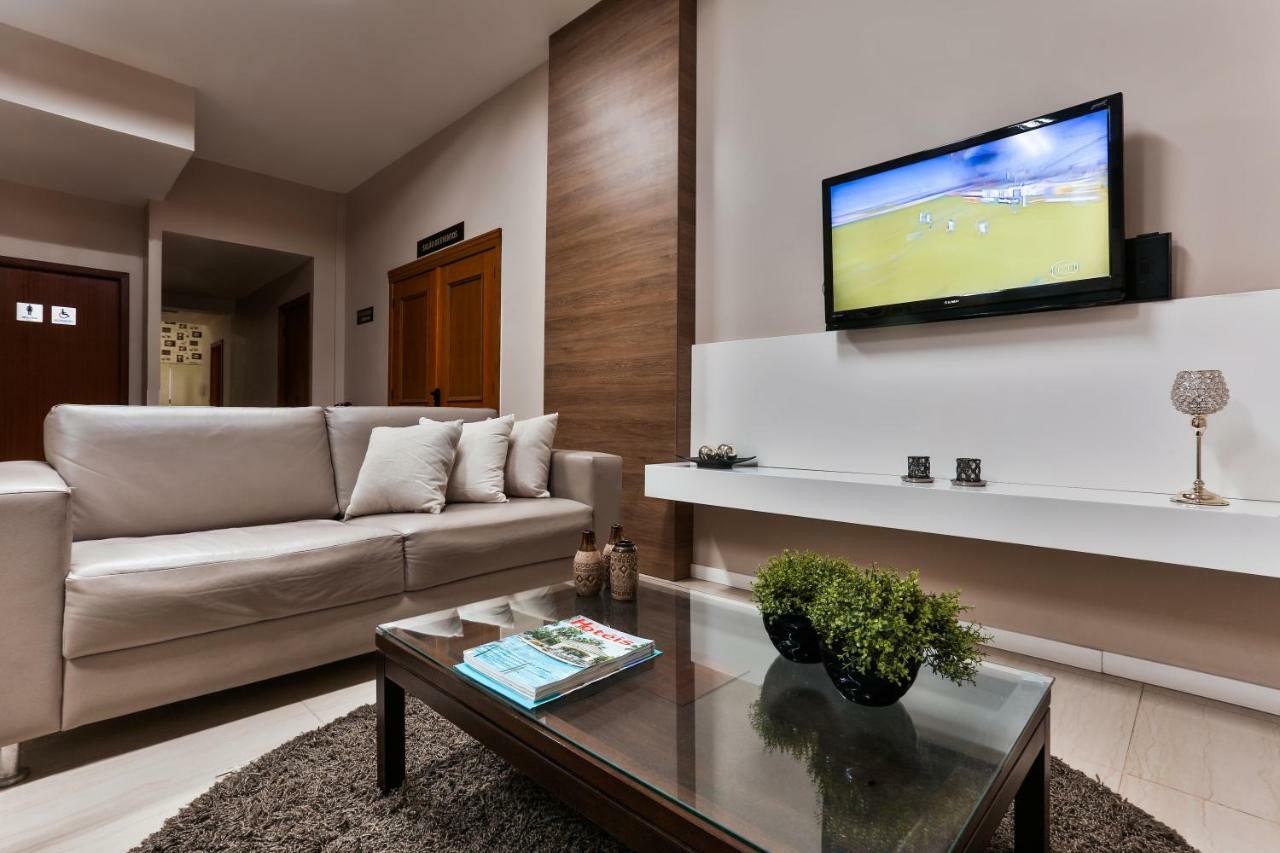 לז'אדו Zallon Hotel Executivo מראה חיצוני תמונה