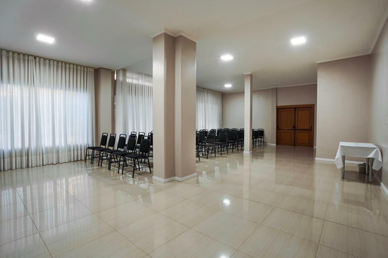 לז'אדו Zallon Hotel Executivo מראה חיצוני תמונה